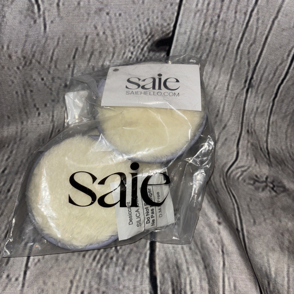 SAIE Cosmetic Makeup Beauty Rounds Reusable Face Pads (3) New W/tags Soft Puffs